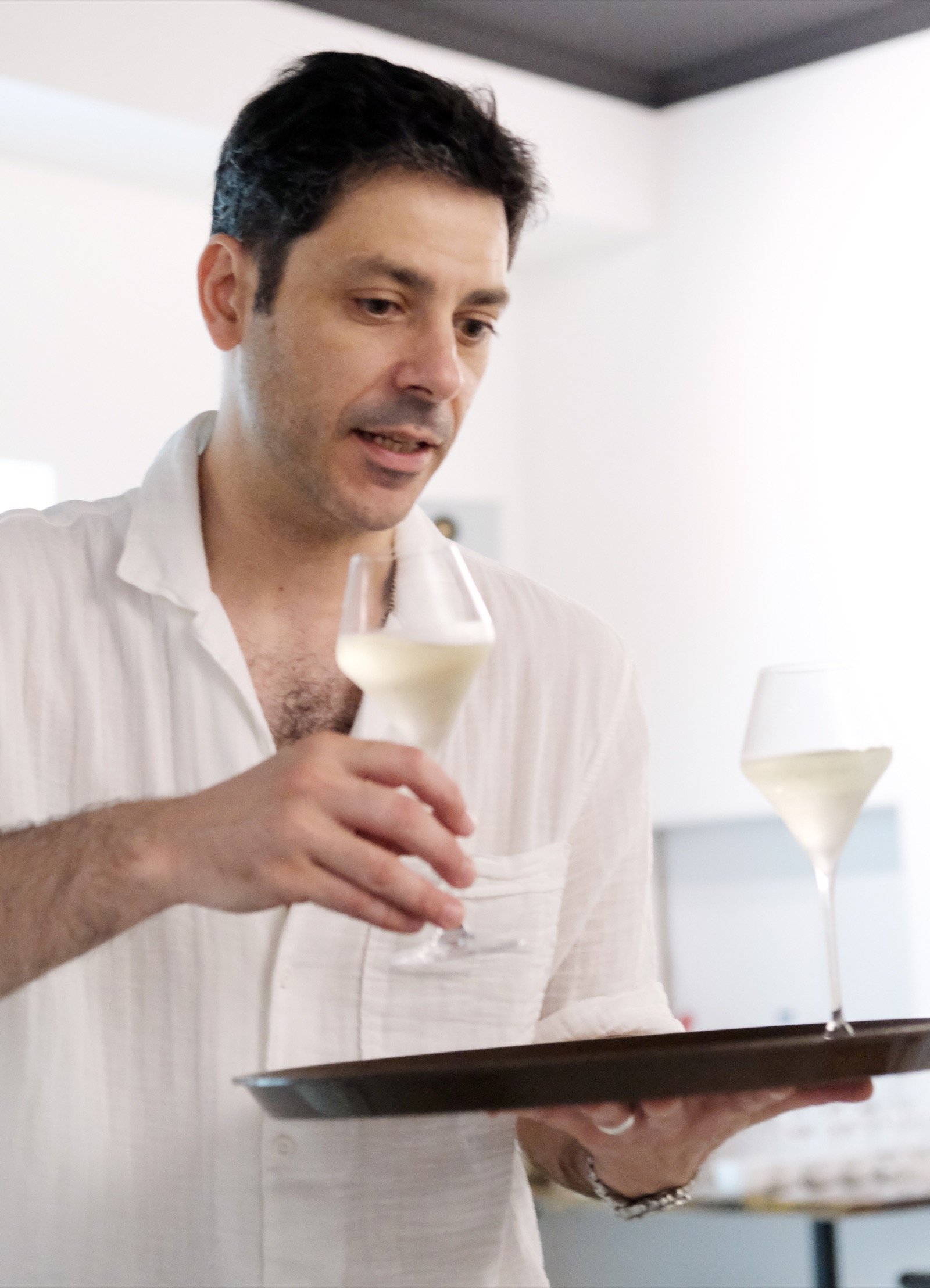 Hugo Conde presenting UVAE Wine Tasting Tales